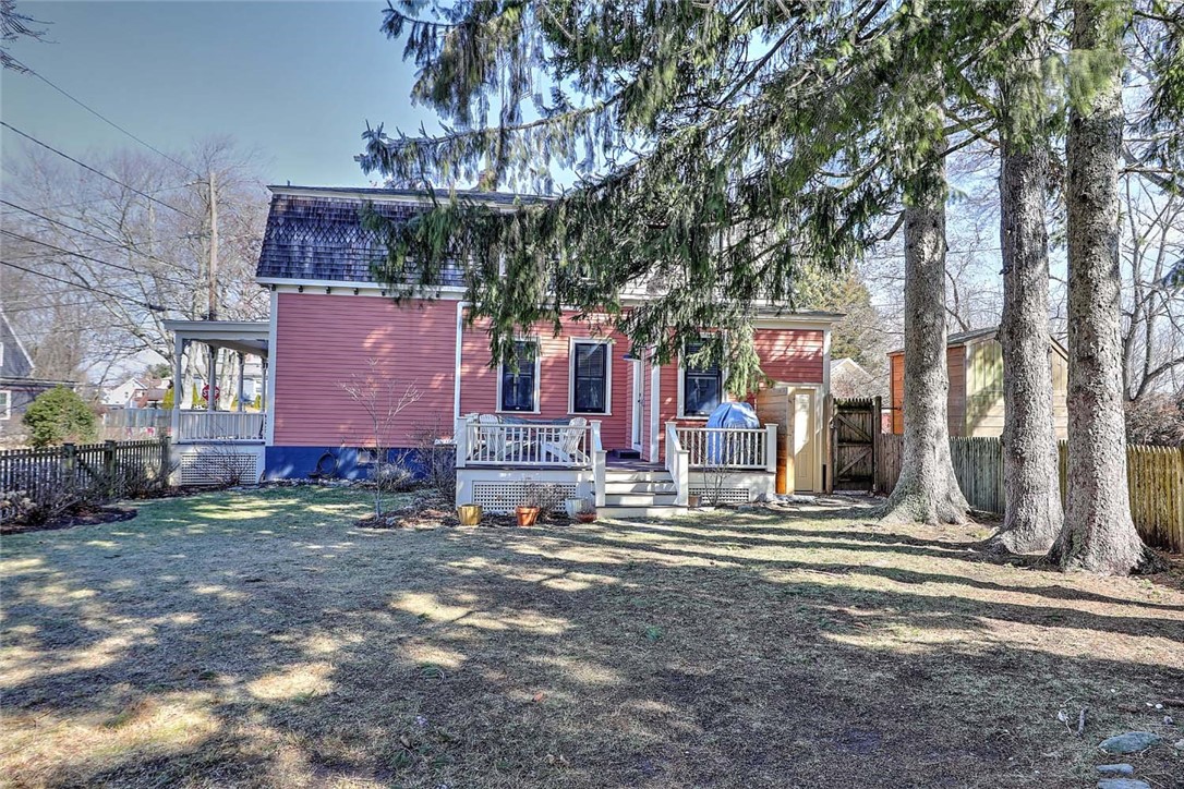 27 Sowamsett Avenue Warren, RI 02885 - Photo 48 of 50