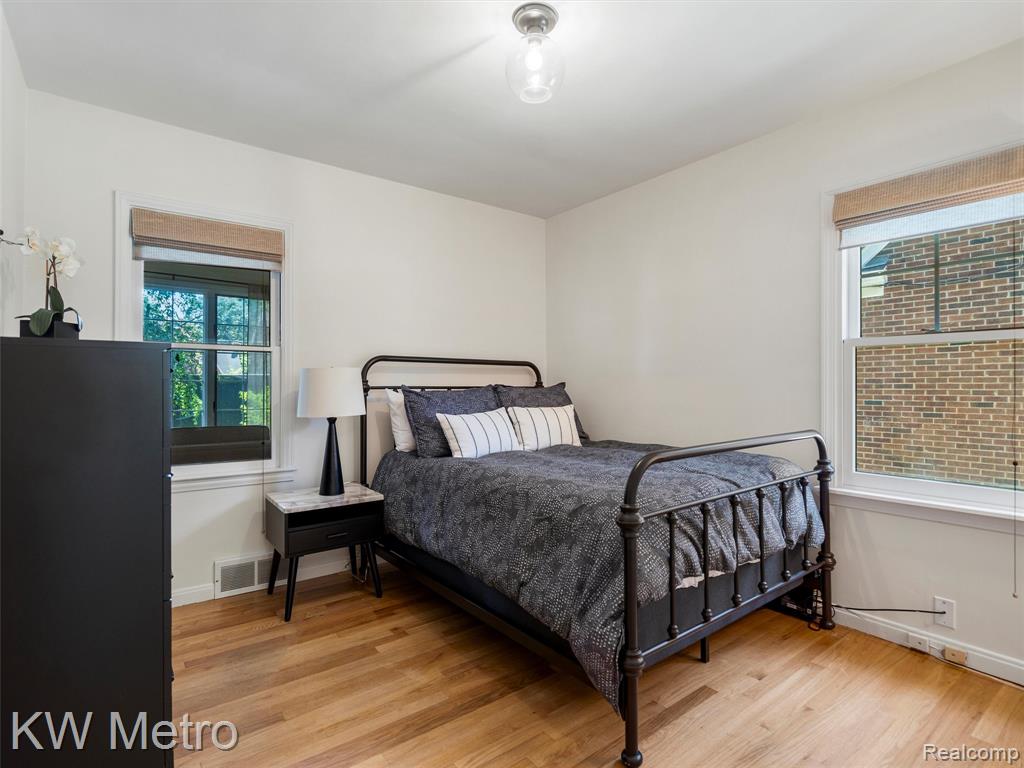 1877 Wiltshire Road Berkley, MI 48072 - Photo 31 of 44 Gallery Image 31