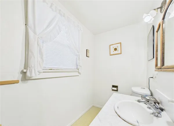 $599,900 | 6640 State Route 5, Bloomfield, NY 14469