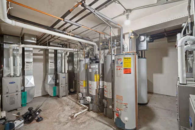 $739,900 | 9015 North 96th Street, Milwaukee, WI 53224