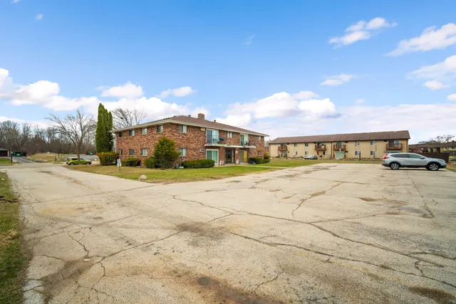 $739,900 | 9015 North 96th Street, Milwaukee, WI 53224