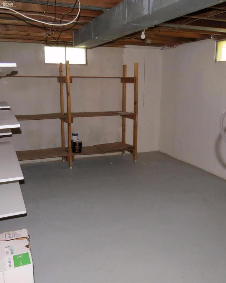 6441 Silver Lake Road Linden, MI 48451 - Photo 17 of 31 21315275-16.JPG