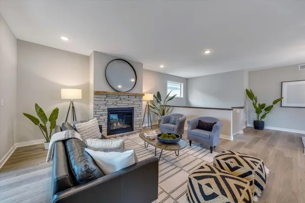 $1,125,320 | 3278 Southwest Winfield Way, Prior Lake, MN 55372