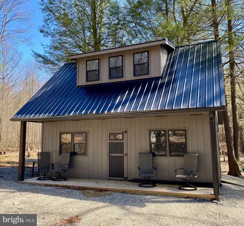 $218,500 | 53 Riverstone Landing, Unit 121, Bruceton Mills, WV 26525