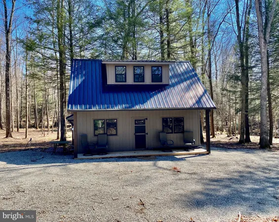 $218,500 | 53 Riverstone Landing, Unit 121, Bruceton Mills, WV 26525