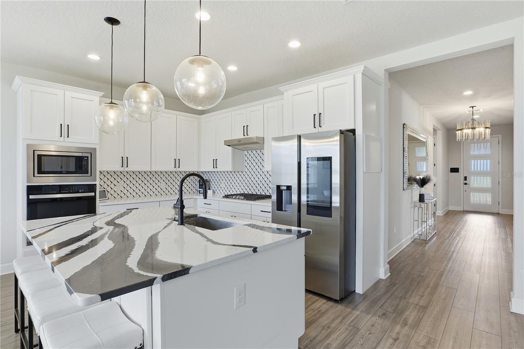 2784 Park Ridge Street Apopka, FL 32712 - Photo 4 of 59