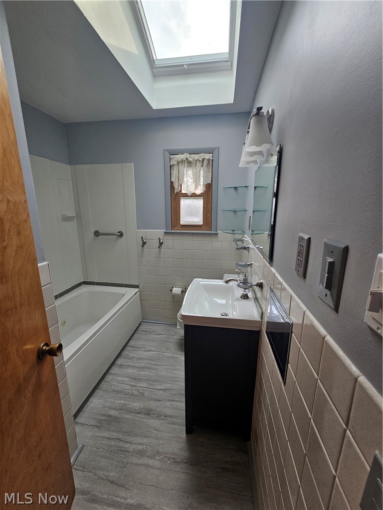 242 Sunset Road Avon Lake, OH 44012 - Photo 31 of 50 FBA L1