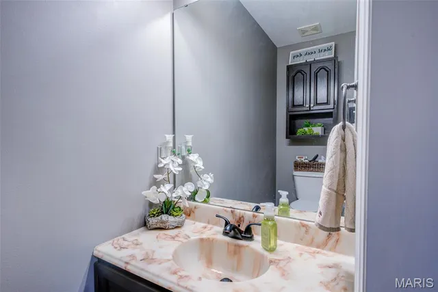 $1,199,000 | 4075 Hwy D, Defiance, MO 63341