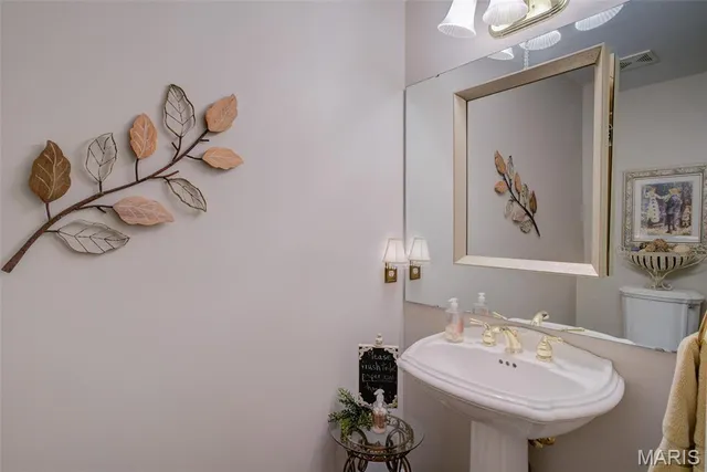 $1,199,000 | 4075 Hwy D, Defiance, MO 63341