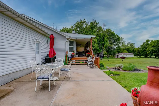 $1,199,000 | 4075 Hwy D, Defiance, MO 63341