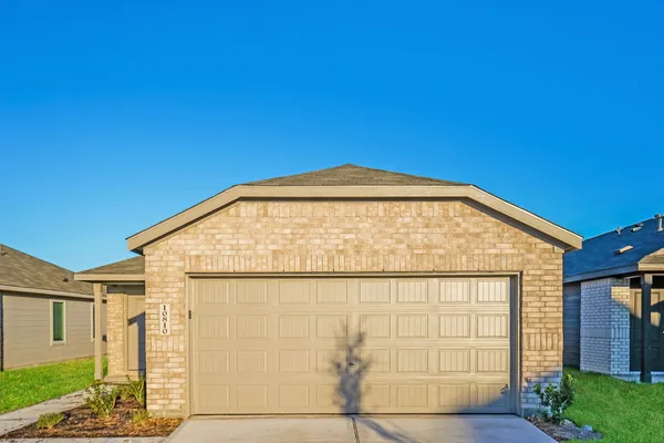 $1,845 | 10810 Red Orchid Drive, Houston, TX 77016