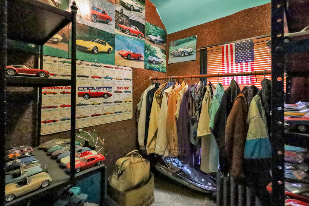 1107 Columbus Street Manitowoc, WI 54220 - Photo 14 of 16 IMG_0001