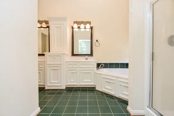 $2,000 | 21807 Windsor Castle Drive, Spring, TX 77388