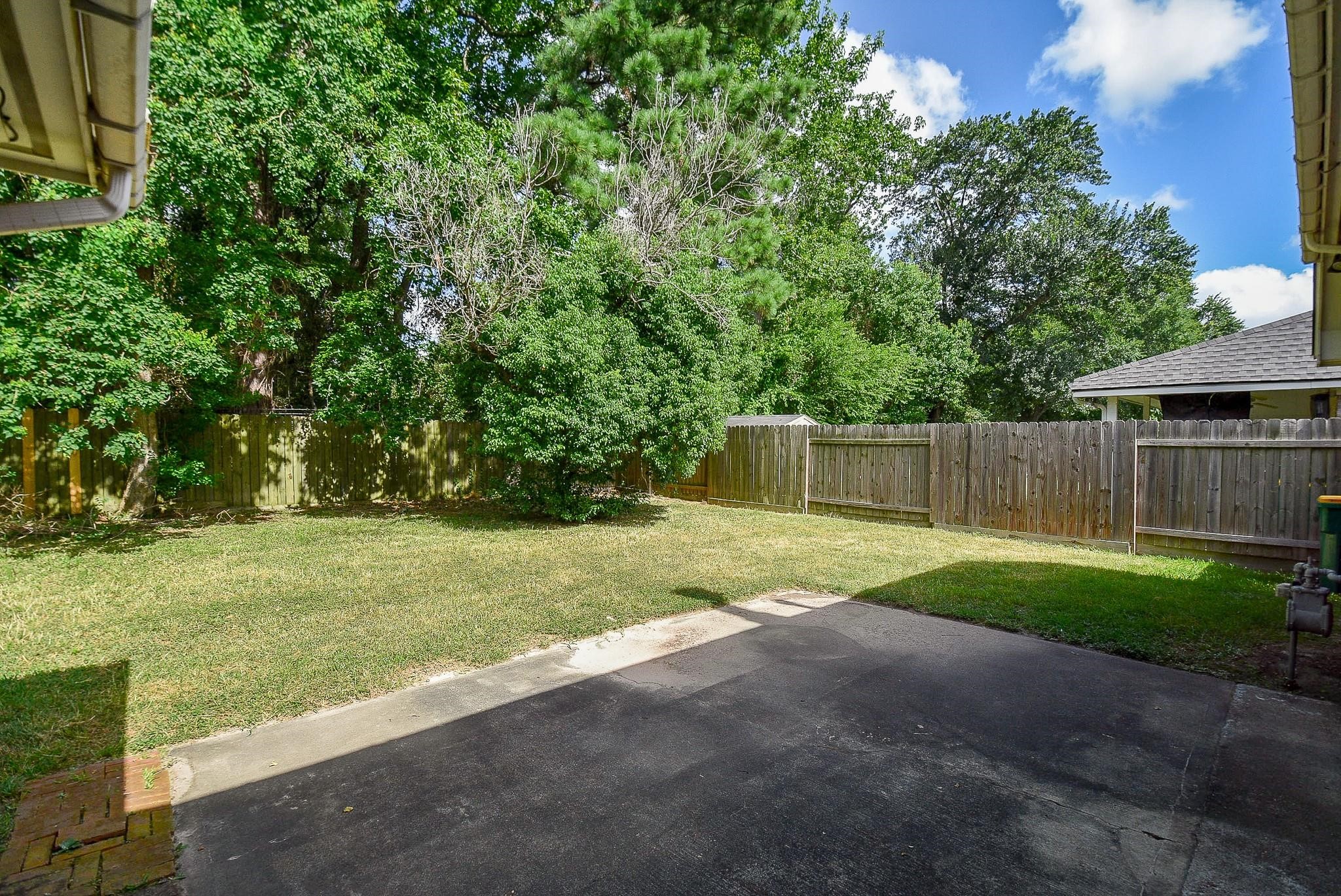 21807 Windsor Castle Drive Spring, TX 77388 - Photo 29 of 32