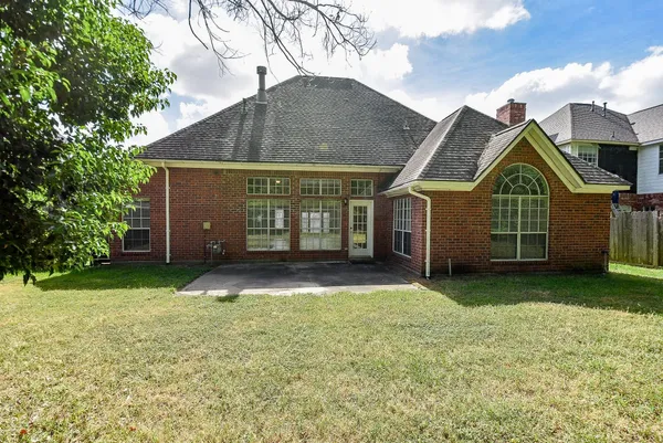 $2,000 | 21807 Windsor Castle Drive, Spring, TX 77388