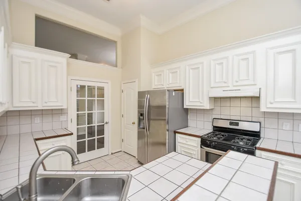 $2,000 | 21807 Windsor Castle Drive, Spring, TX 77388
