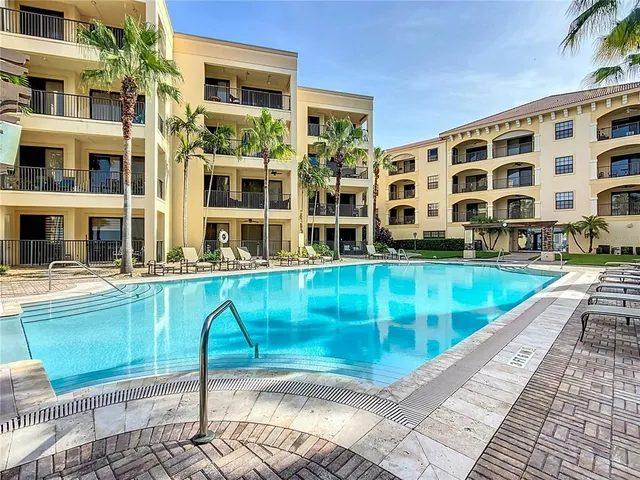 $304,000 | 2351 Lakeview Drive, Unit 205, Sebring, FL 33870