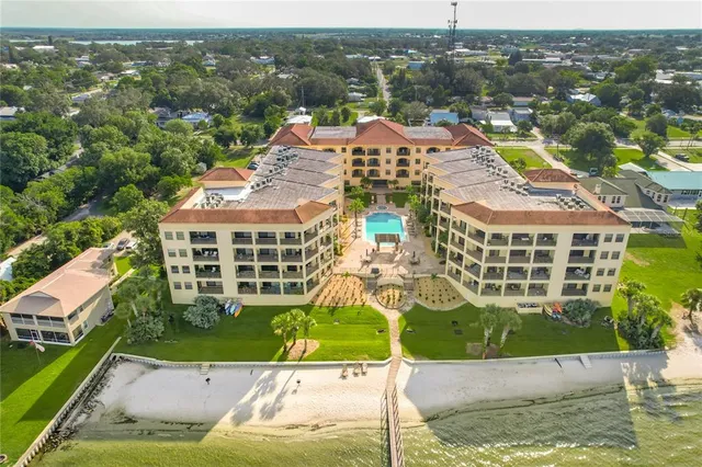 $304,000 | 2351 Lakeview Drive, Unit 205, Sebring, FL 33870