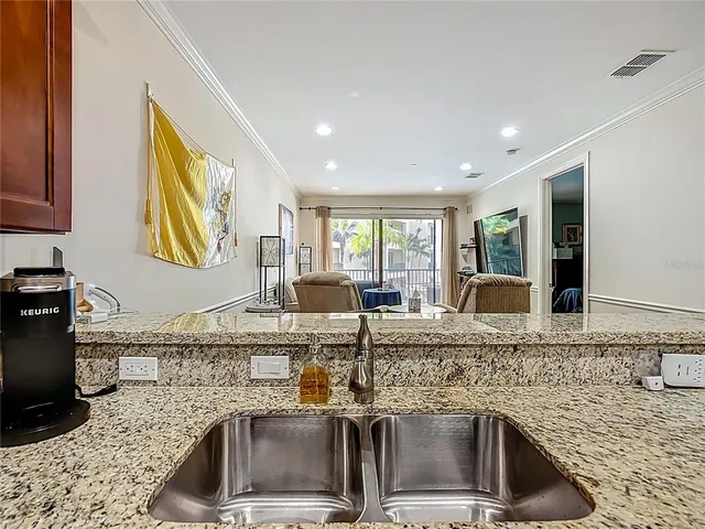 $294,500 | 2351 Lakeview Drive, Unit 205, Sebring, FL 33870