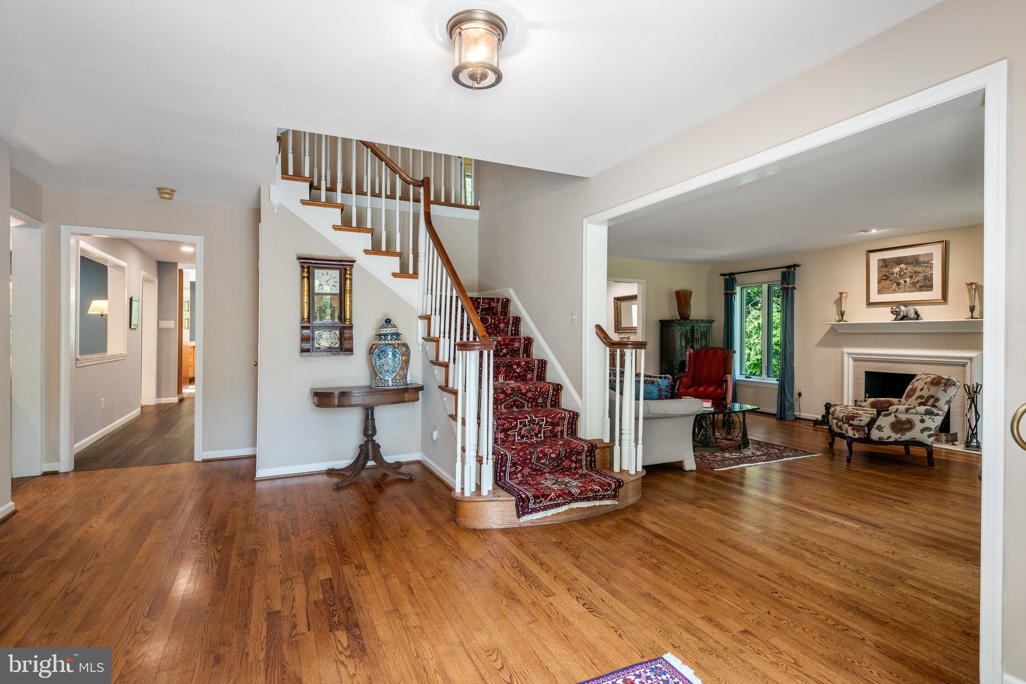 419 Round Hill Road Wayne, PA 19087 - Photo 16 of 68