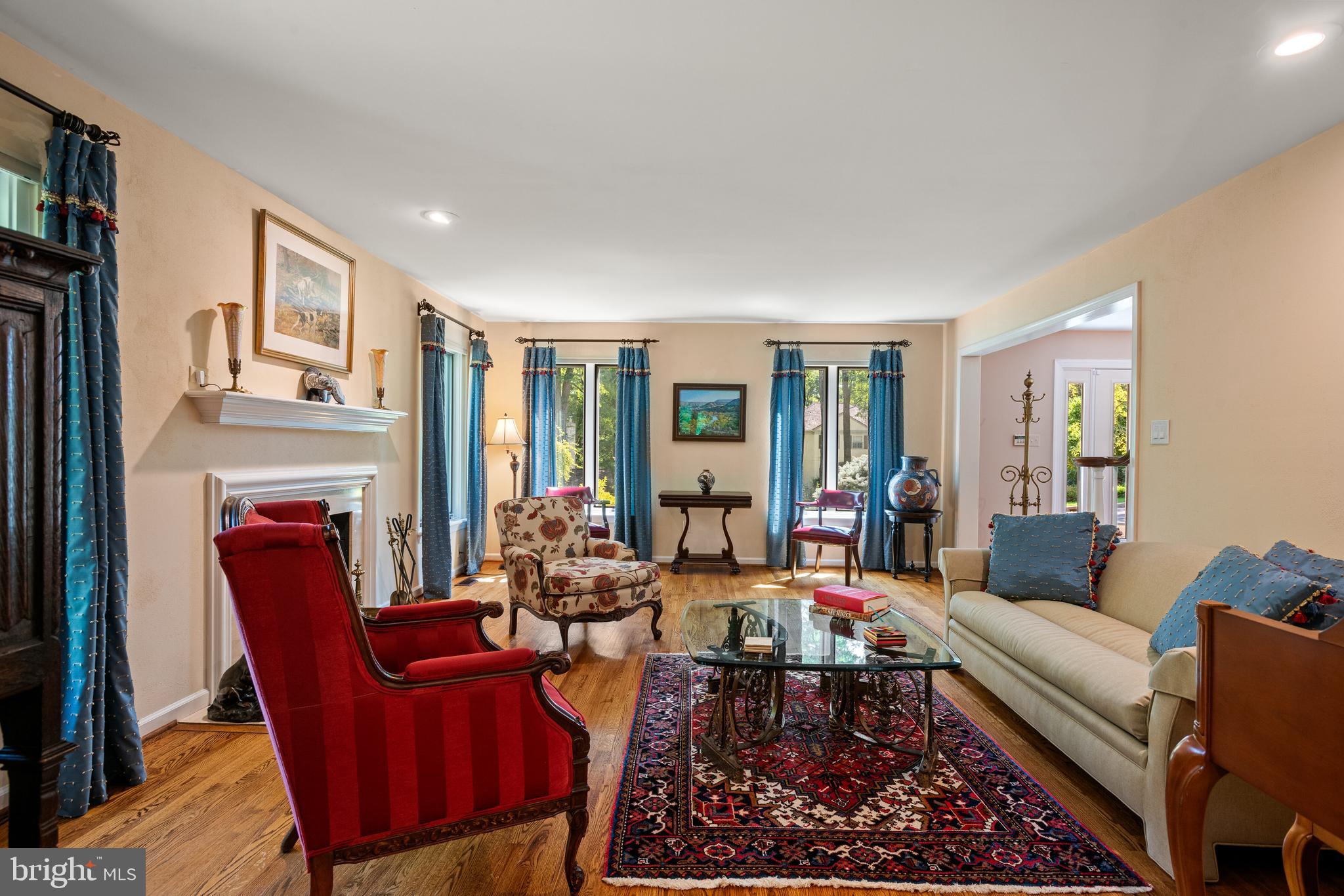 419 Round Hill Road Wayne, PA 19087 - Photo 17 of 68