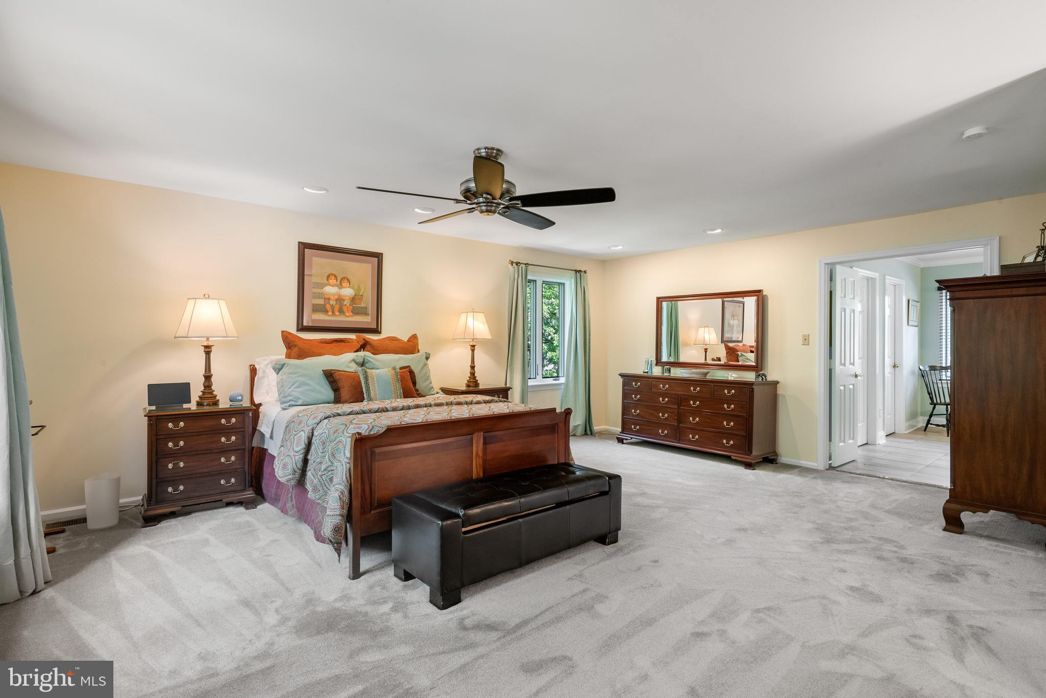 419 Round Hill Road Wayne, PA 19087 - Photo 28 of 68