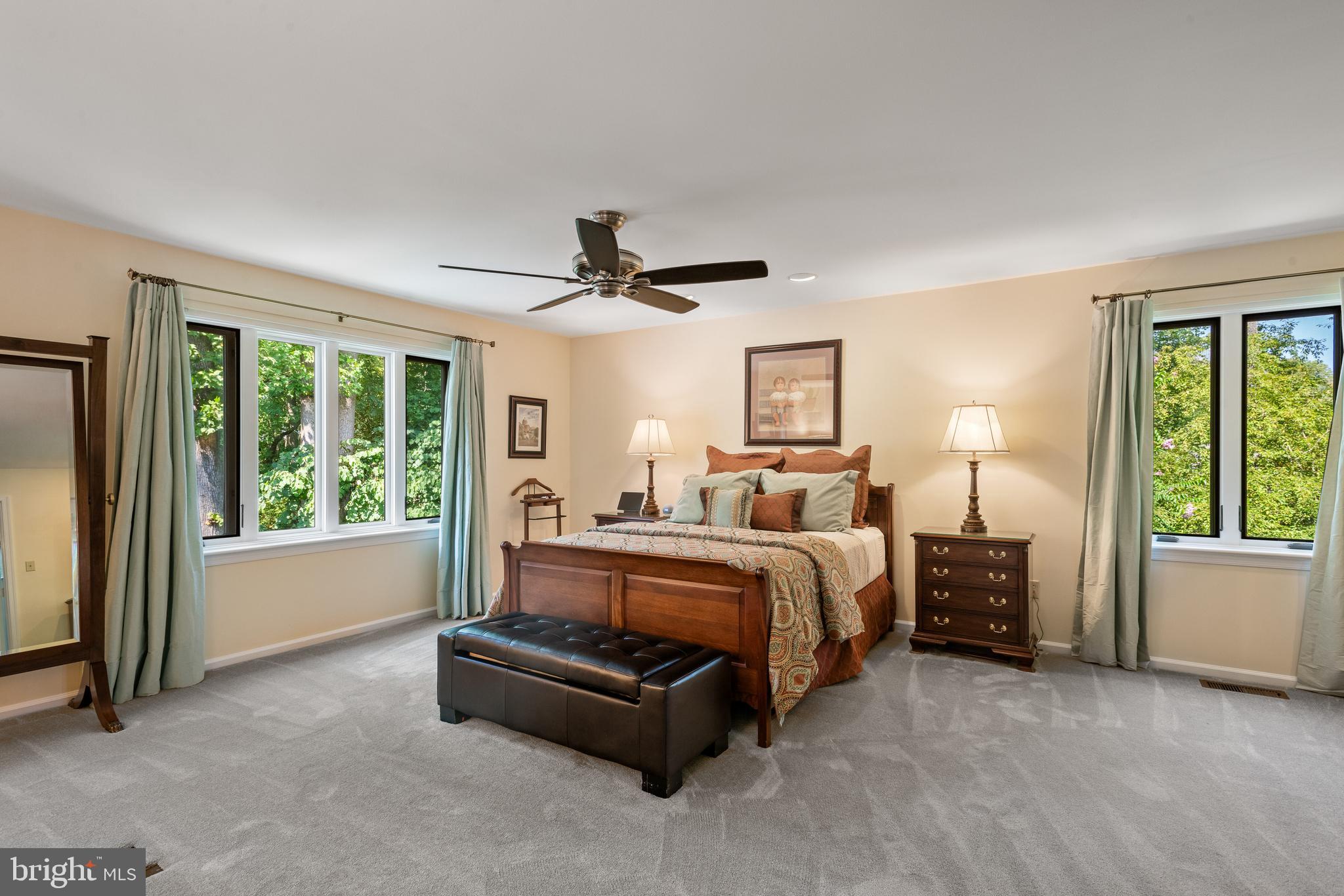 419 Round Hill Road Wayne, PA 19087 - Photo 30 of 68