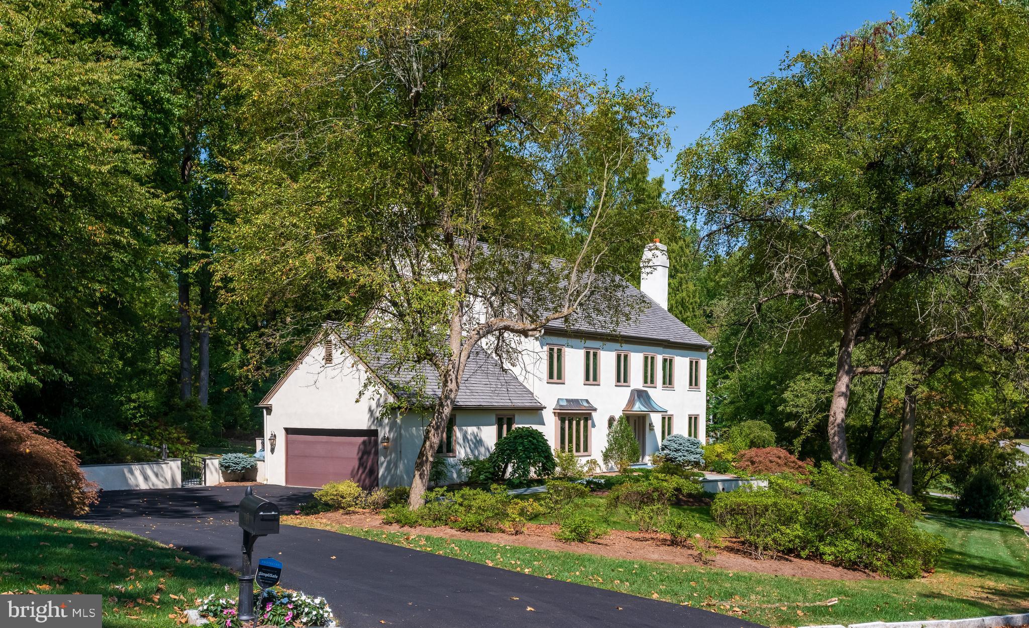 419 Round Hill Road Wayne, PA 19087 - Photo 3 of 68