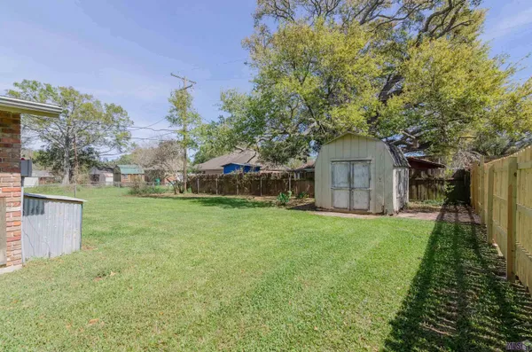 $215,000 | 4339 Arlington Avenue, Port Allen, LA 70767