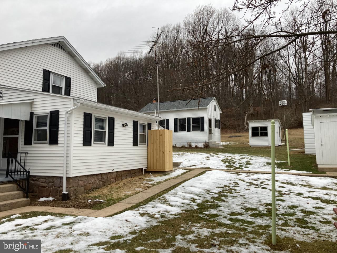 524 Buzzard Road Reading, PA 19608 - Photo 2 of 12