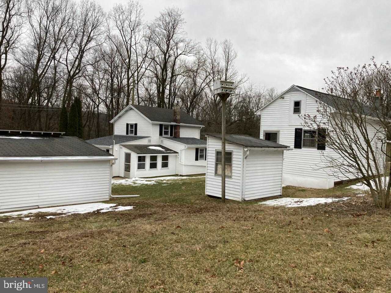 524 Buzzard Road Reading, PA 19608 - Photo 3 of 12