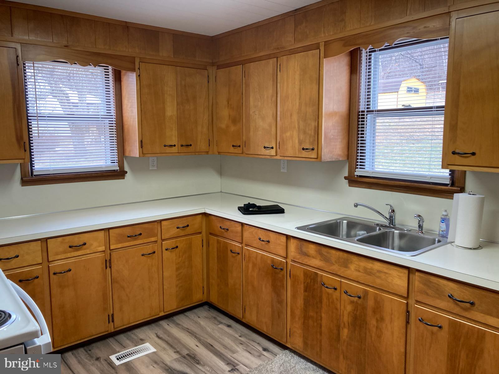 524 Buzzard Road Reading, PA 19608 - Photo 7 of 12