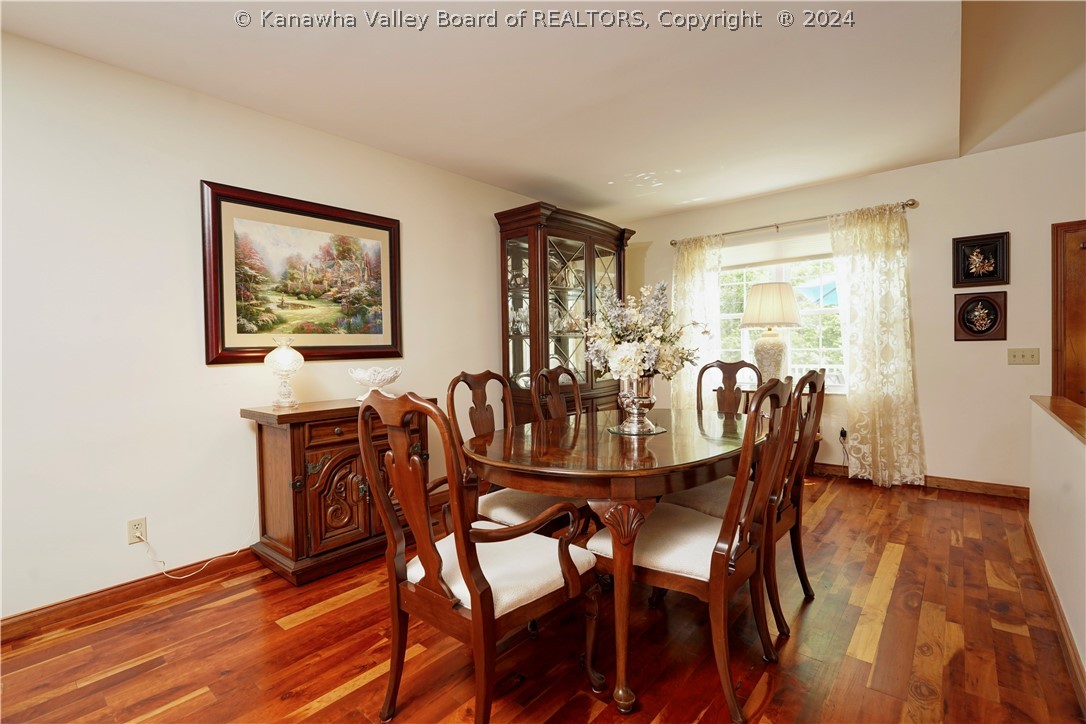 300 Flintlock Road Charleston, WV 25314 - Photo 4 of 30 Gallery Image 4