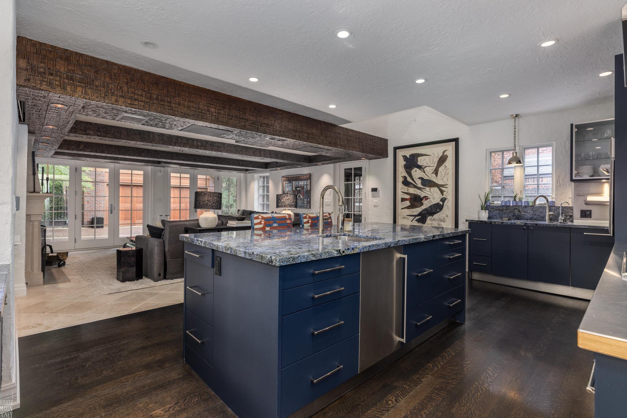813 Trombley Road Grosse Pointe, MI 48230 - Photo 21 of 77 50146827-b2bc64f0-27af-4461-a37d-6d5360c0e4df.JPG