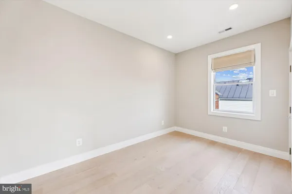 $2,300 | 1102 Staples Street Northeast, Unit 301, Washington, DC 20002