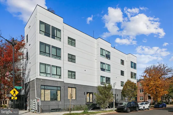 $2,300 | 1102 Staples Street Northeast, Unit 301, Washington, DC 20002