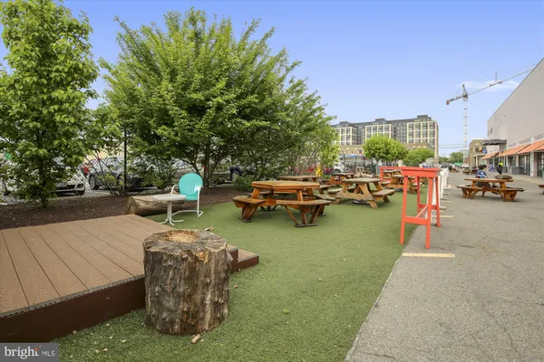 $2,300 | 1102 Staples Street Northeast, Unit 301, Washington, DC 20002
