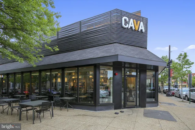 $2,850 | 1102 Staples Street Northeast, Unit 301, Washington, DC 20002