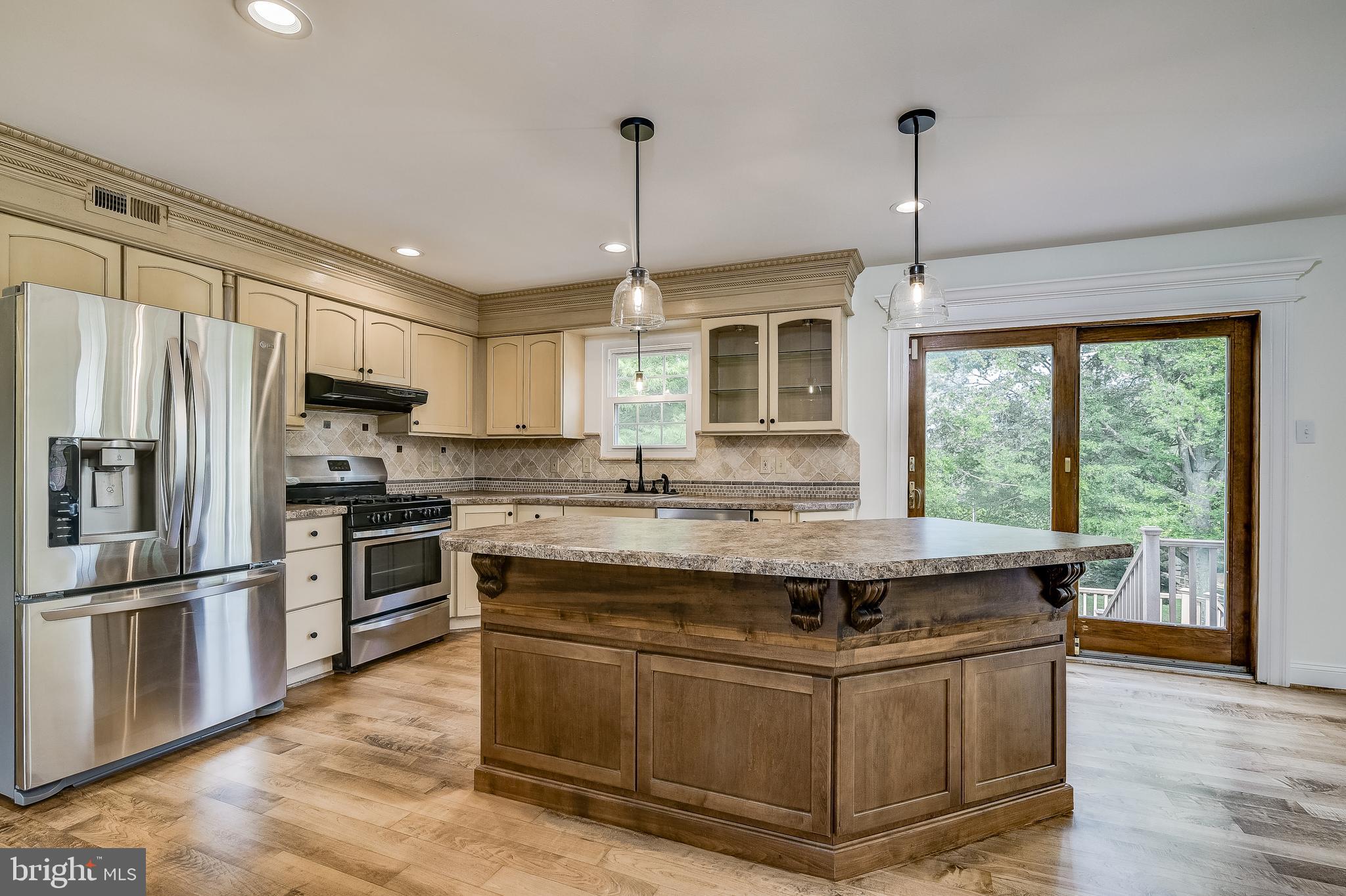 24505 Welsh Road Gaithersburg, MD 20882 - Photo 18 of 61 Kitchen