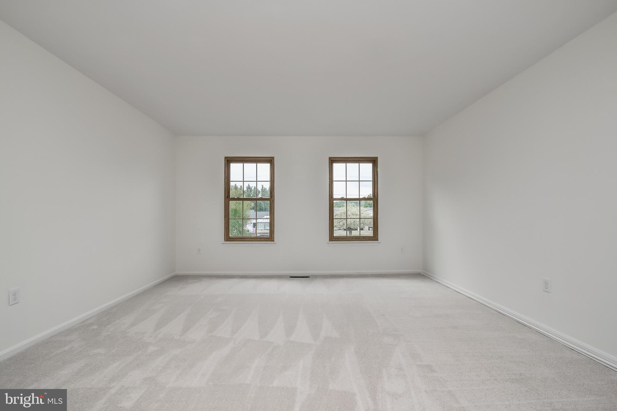 24505 Welsh Road Gaithersburg, MD 20882 - Photo 28 of 61 Primary Bedroom