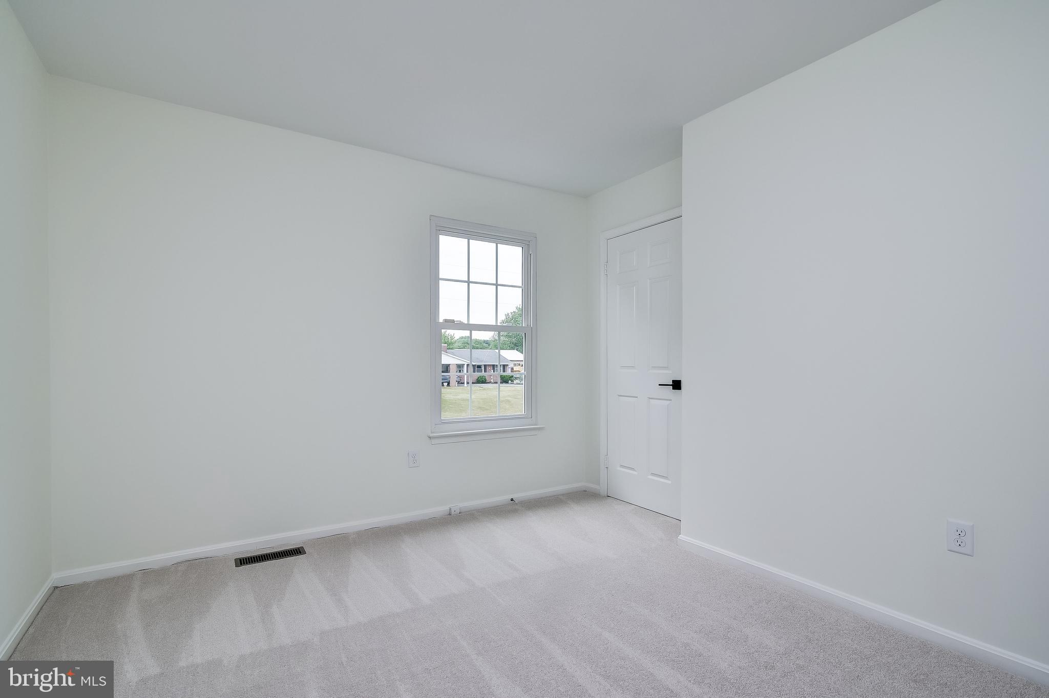 24505 Welsh Road Gaithersburg, MD 20882 - Photo 34 of 61 Second Bedroom