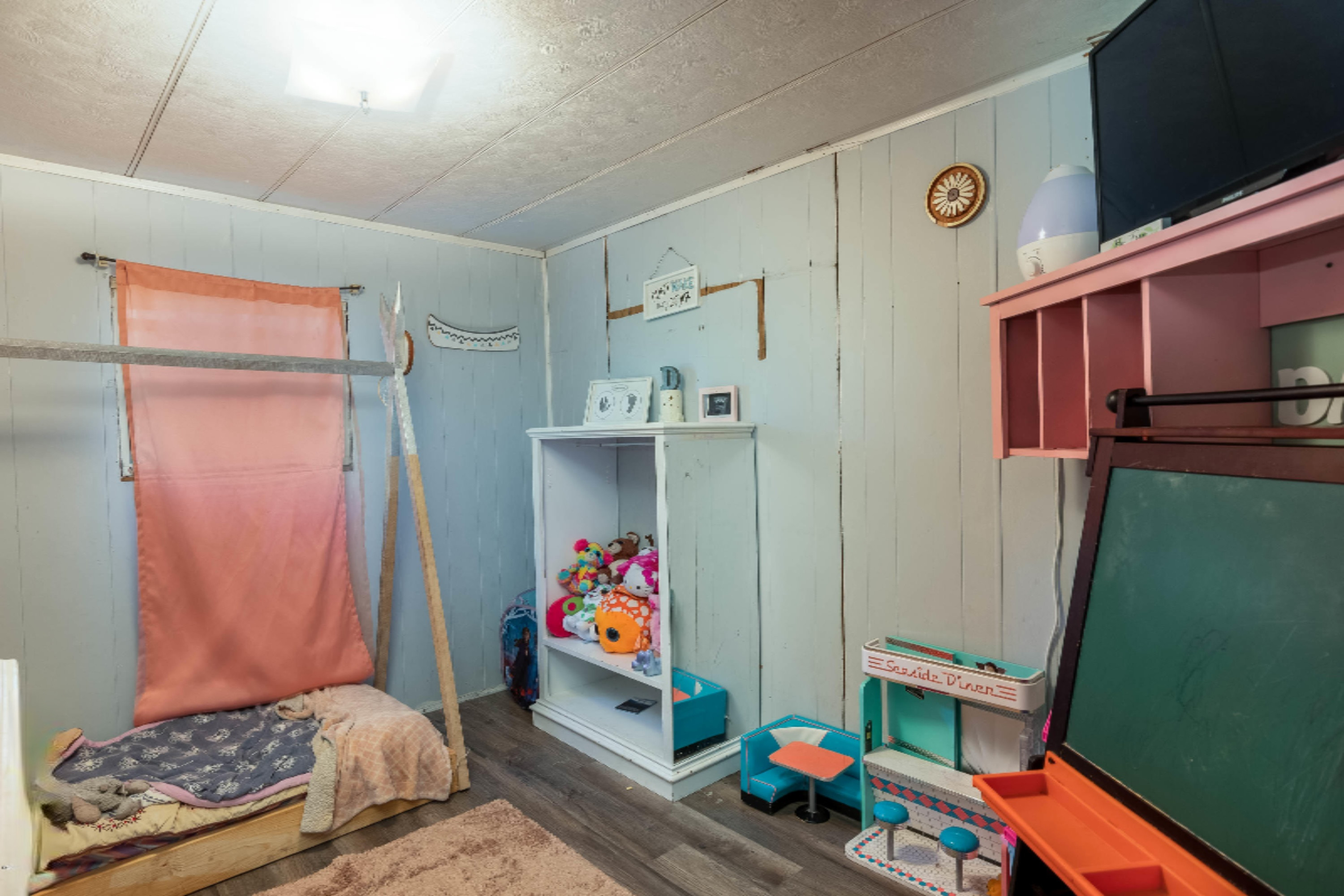 10475 Peck Lake Road Lowell, MI 49331 - Photo 12 of 21 10475 West Peck Lake-12