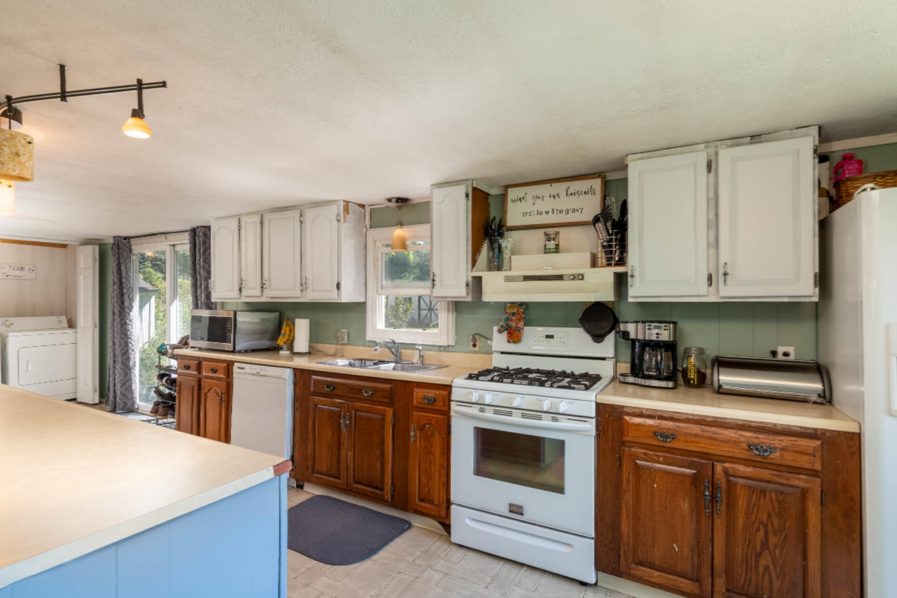 10475 Peck Lake Road Lowell, MI 49331 - Photo 8 of 21 10475 West Peck Lake-8