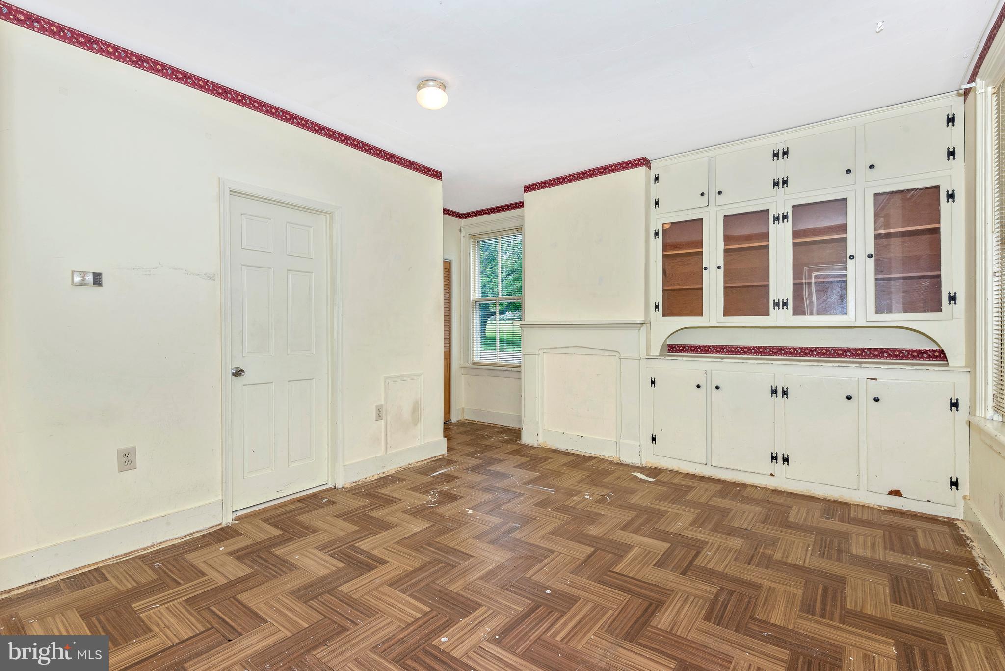 9604 Liberty Road Frederick, MD 21701 - Photo 15 of 30 Potential office or main level master