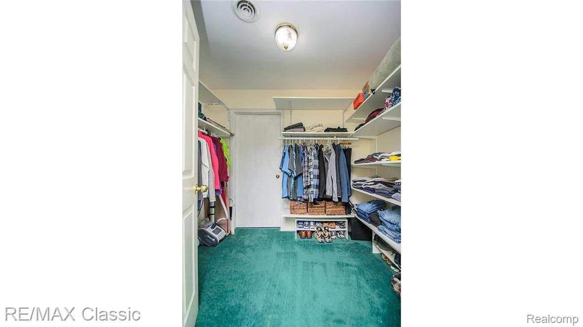 2322 Mooreville Road Milan, MI 48160 - Photo 47 of 78 Master walk in closet