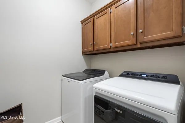 $370,000 | 1542 Amy Taylor Drive, Hernando, MS 38632