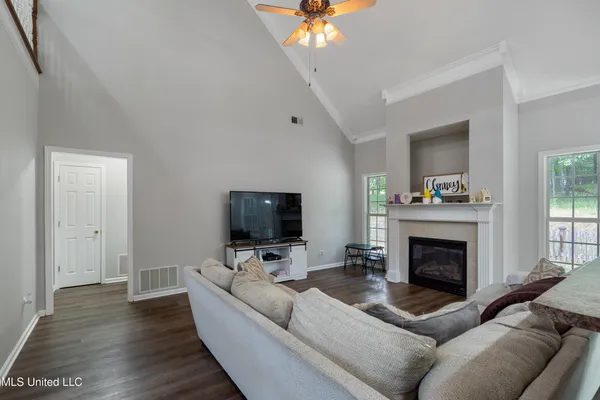 $370,000 | 1542 Amy Taylor Drive, Hernando, MS 38632