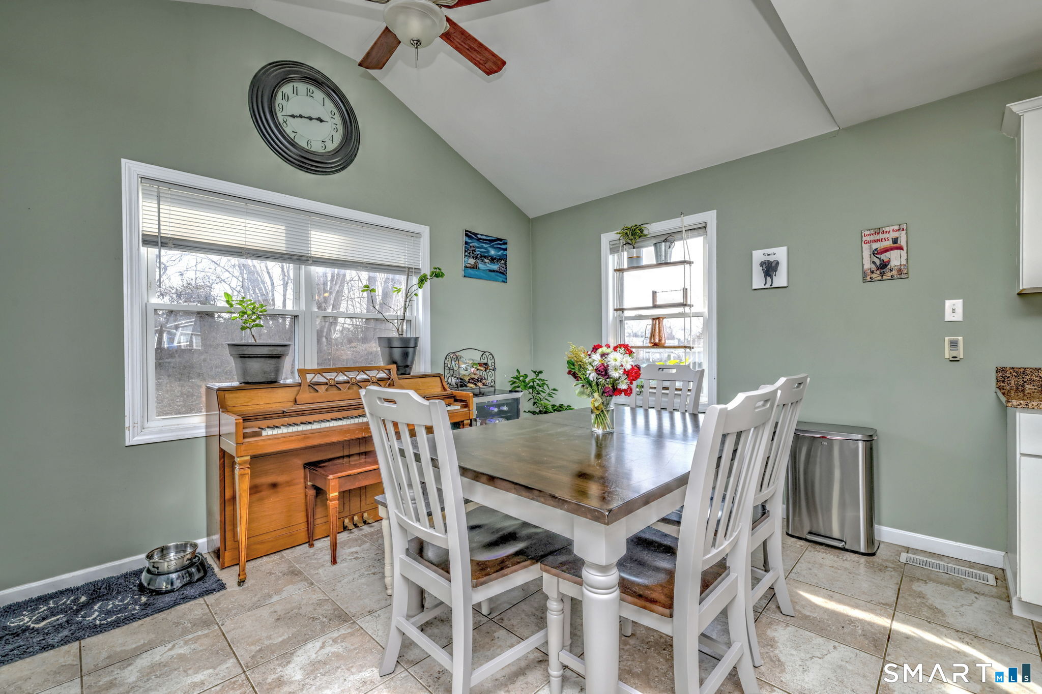 46 Aircraft Road West Haven, CT 06516 - Photo 24 of 39