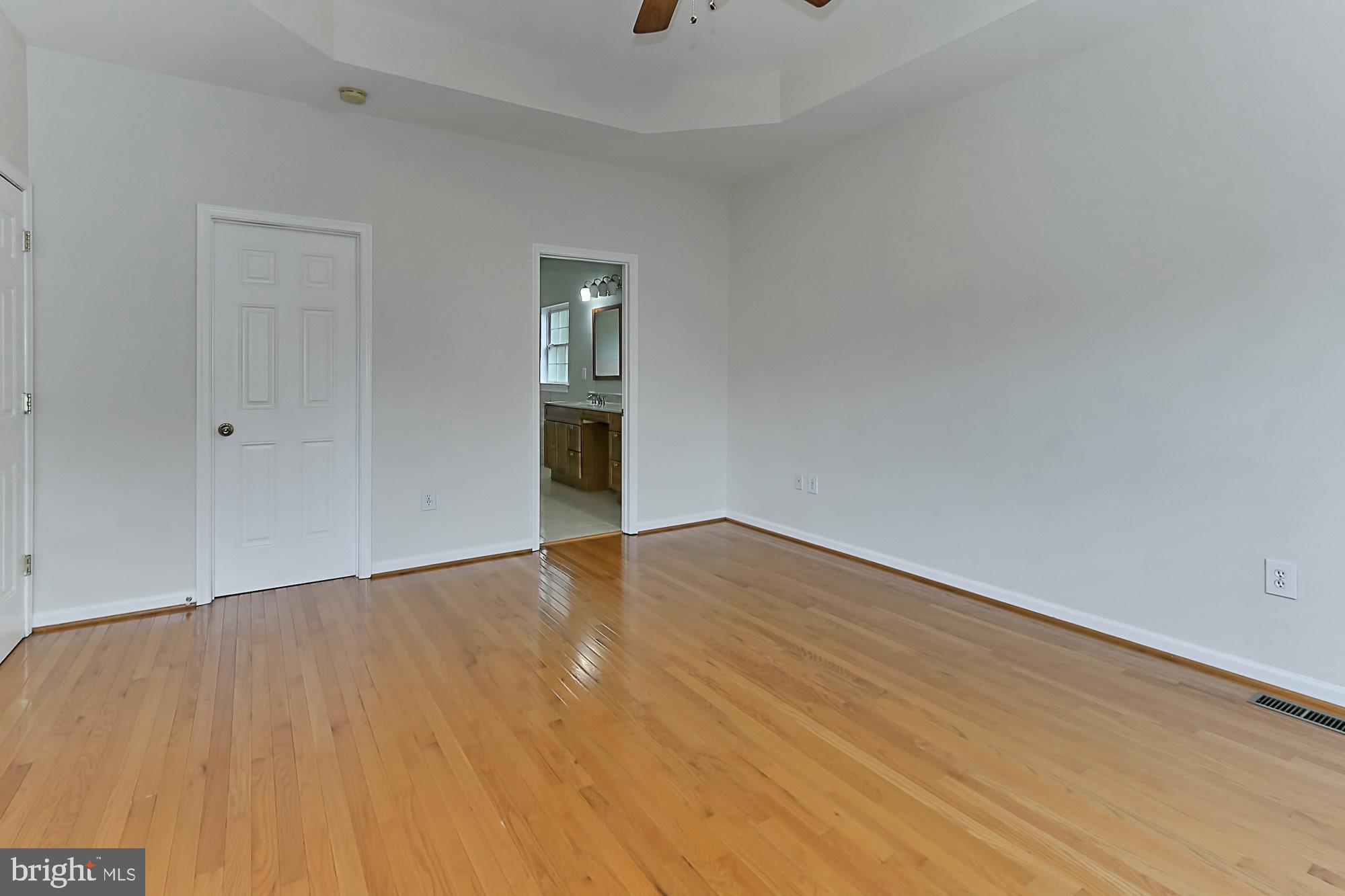 8107 Hudson Falls Way Springfield, VA 22153 - Photo 37 of 51 Gallery Image 37