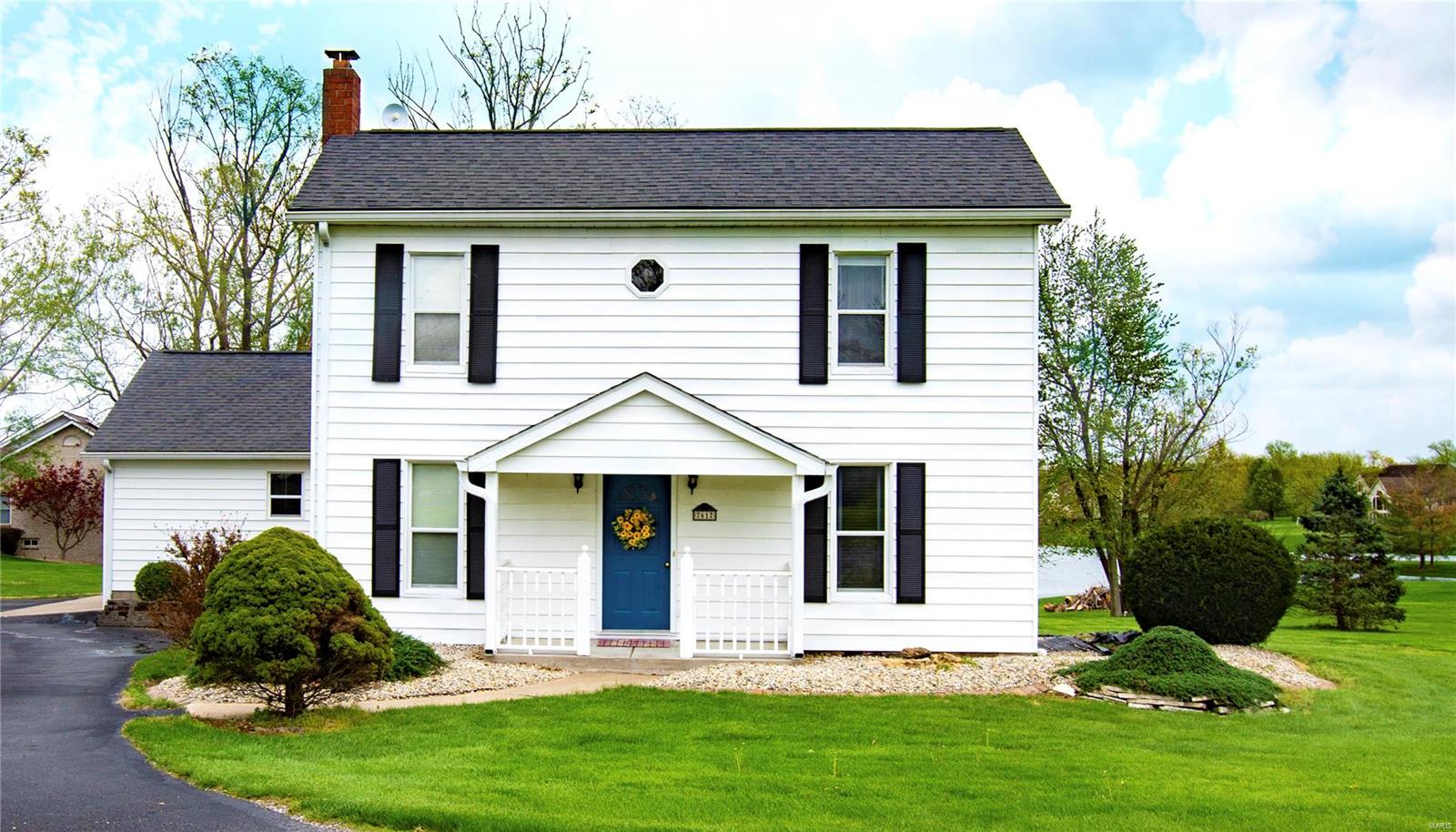 7617 Walsh Road Godfrey, IL 62035 - Photo 1 of 34 Gallery Image 1